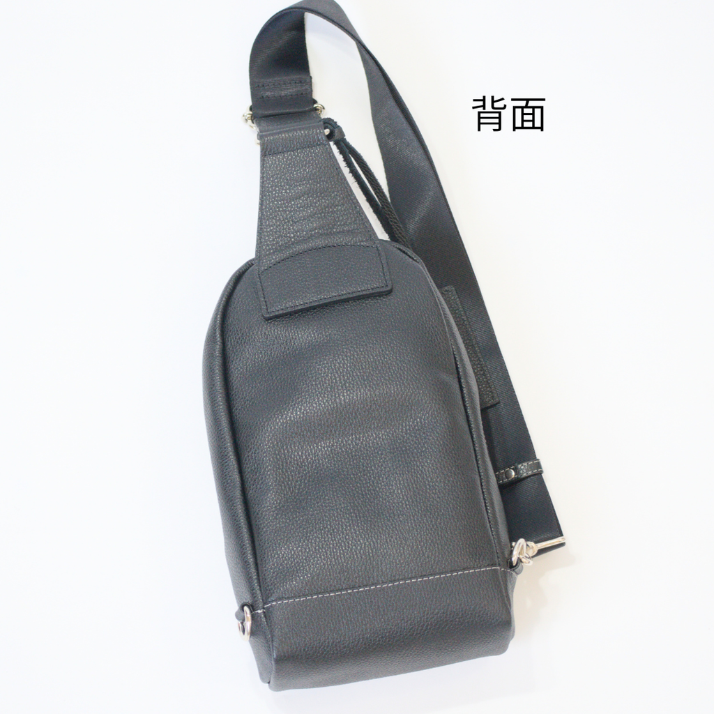 L-9072｜シュリンクレザーボディバッグ
