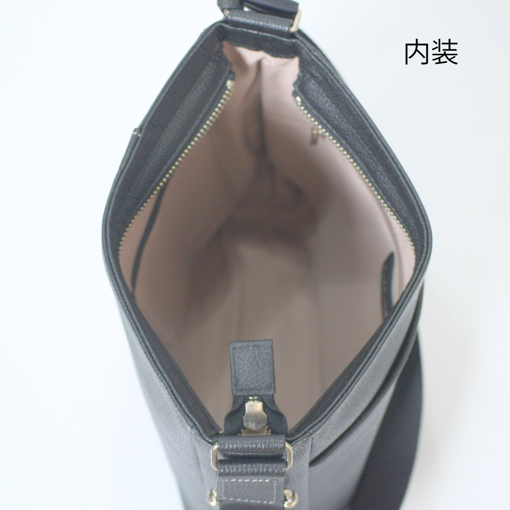 L-9074｜シュリンクレザーショルダーバッグ