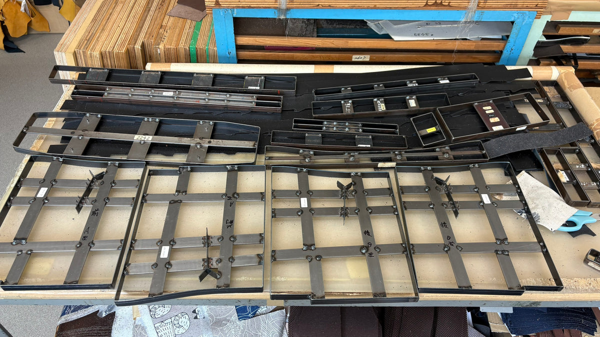 STEP 2：バッグに合わせて「抜き型」を選ぶ